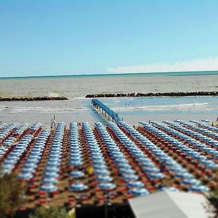 Happy Camping Village Bellaria-Igea Marina Exterior photo