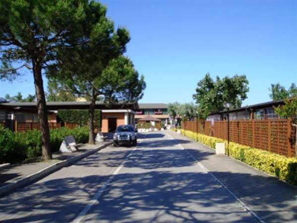 Happy Camping Village Bellaria-Igea Marina Exterior photo